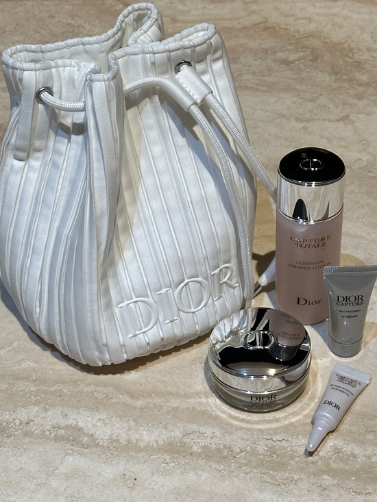 Dior Other - NWOB Dior Capture Totale 5-piece set with Dior white bucket bag